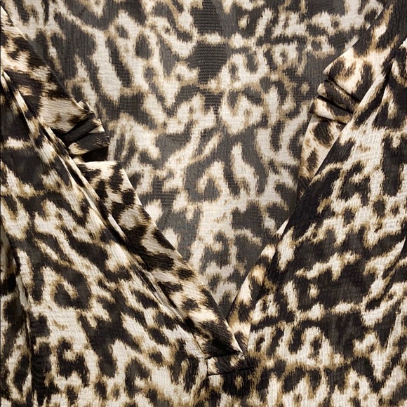 Talbots split-v blouse - Picture 5 of 5